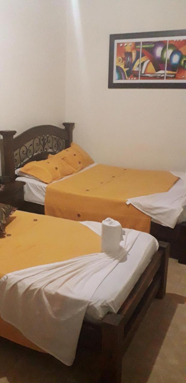 Hotel D' Oscar Кали Экстерьер фото